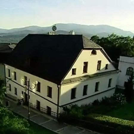 Apartma V Rodnem Dome Vincenze Priessnitze V Centru Lazni Jeseník Exterior foto