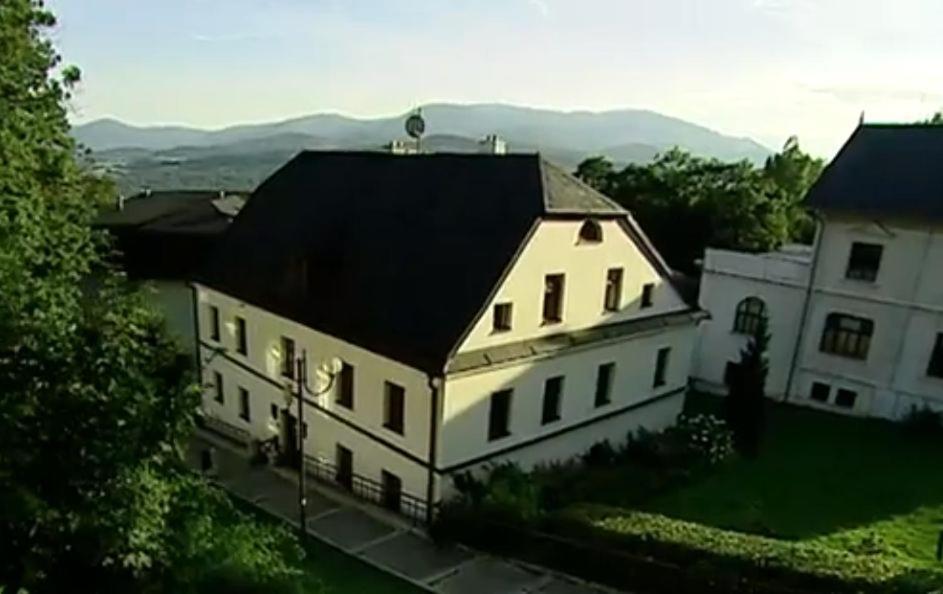 Apartma V Rodnem Dome Vincenze Priessnitze V Centru Lazni Jeseník Exterior foto